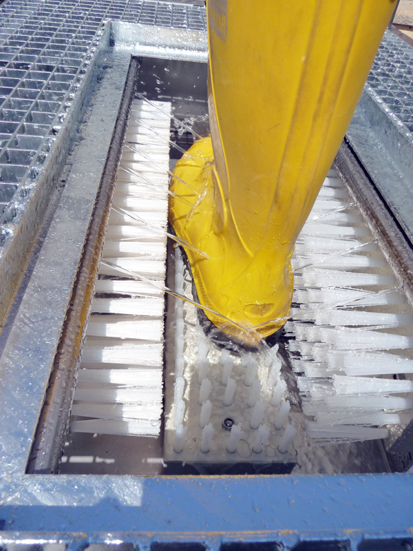 Lave-bottes inox à encastrer - Image 5
