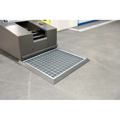 Grille de débourrage pour machines de nettoyage des semelles